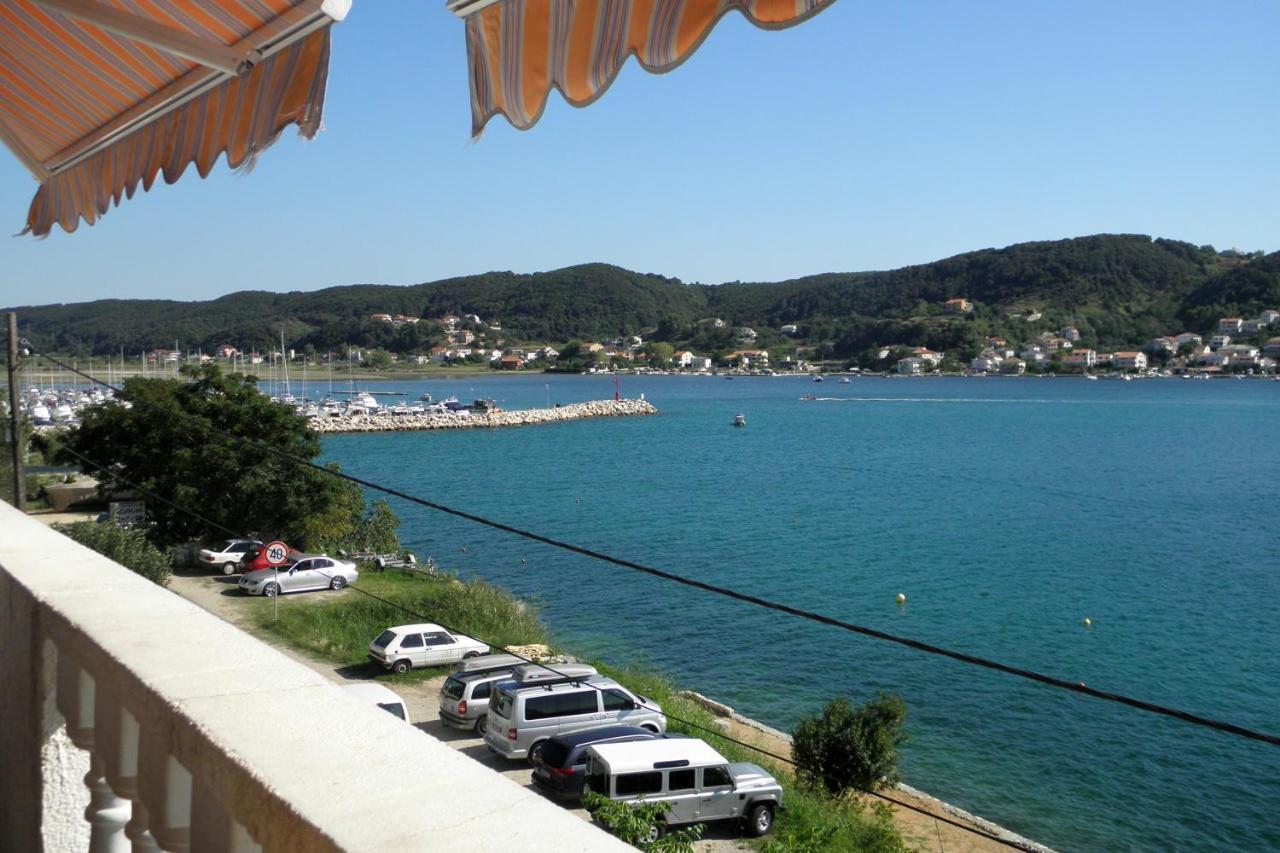 Apartments And Rooms By The Sea Supetarska Draga - Gornja, Rab - 11579 Exterior foto