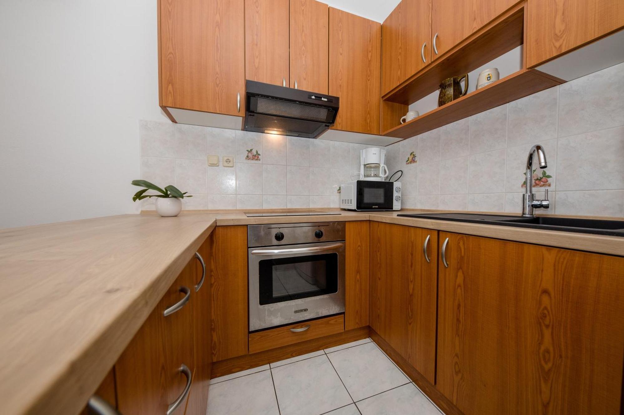 Apartments And Rooms By The Sea Supetarska Draga - Gornja, Rab - 11579 Quarto foto